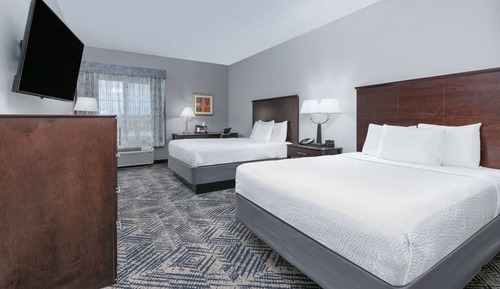 Room, 2 Queen Beds, Accessible, Non Smoking (Roll-In Shower)
