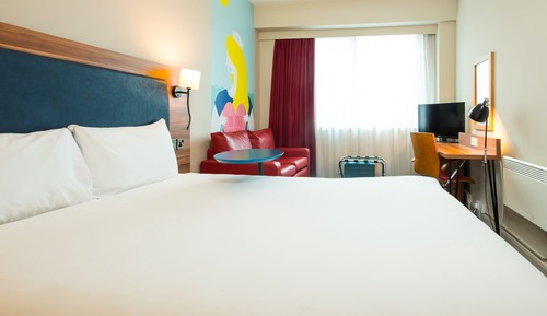 Room, 1 Double Bed (The Queen)