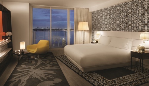 Deluxe Studio Suite, Balcony, Bay View