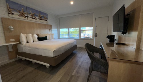 Standard King Water View