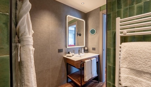 Suite, 2 Bedrooms