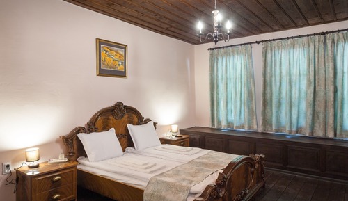 C-Deluxe Double Room, Street View