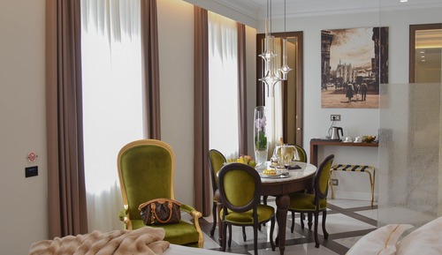 Suite Gold