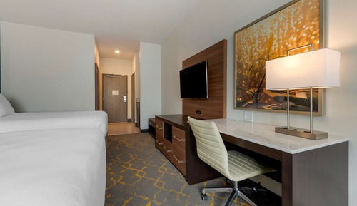 Standard Room, 2 Queen Beds, Accessible, Non Smoking