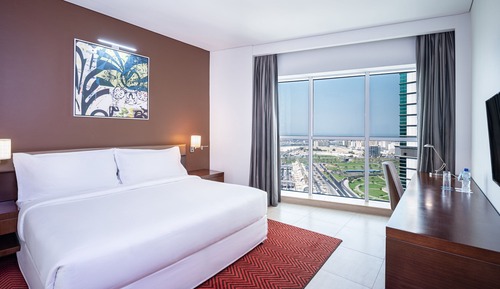 Executive Room, 1 King Bed, Non Smoking, City View