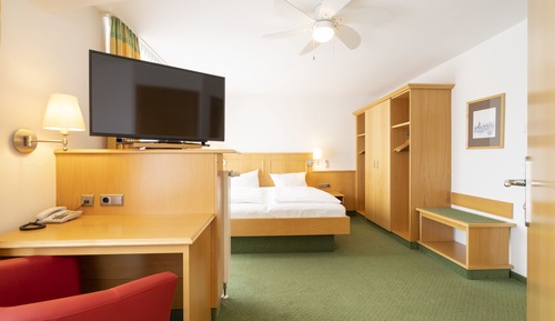 Classic Double Room