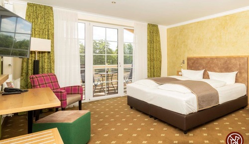Superior Double Room Single Use, Balcony, Courtyard View