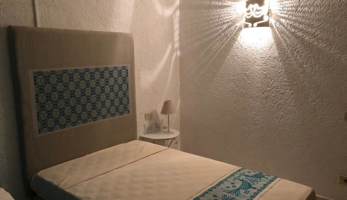 Basic Single Room, 1 Large Twin Bed