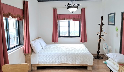 Double Room, Annex Building