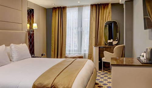 Superior Suite, Multiple Beds, Non Smoking, Balcony (Larger Room)