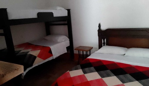 Family Room, Multiple Beds