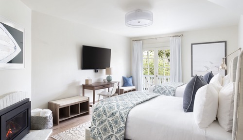 Deluxe Double Room, 2 Double Beds, Fireplace (Upstairs)