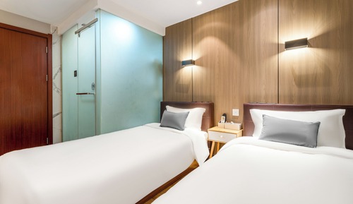 Economy Twin Room, No Windows