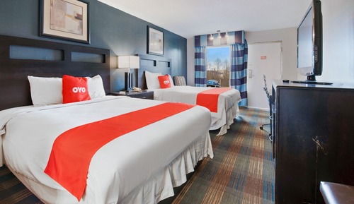 Room, 2 Queen Beds, Smoking