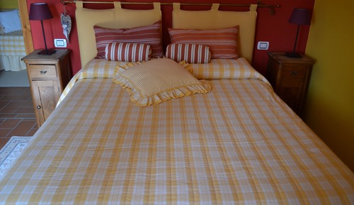 Family Room, 2 Bedrooms, Hill View