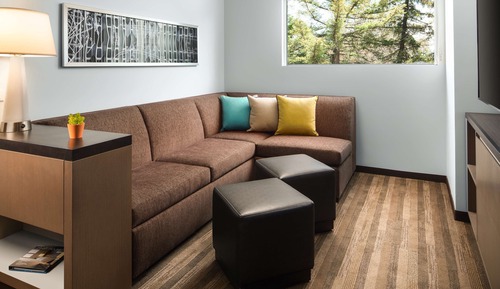 Suite, 1 Bedroom, Kitchen (2 Queenbed & 1 Sofabed)