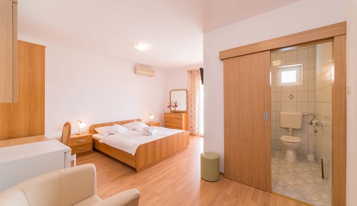 Deluxe Double Room, Sea View (109)