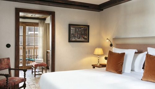 Premier Room
