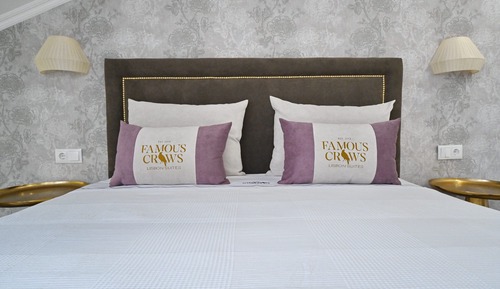 Double, Private Bathroom, Low Ceiling (4th Floor)