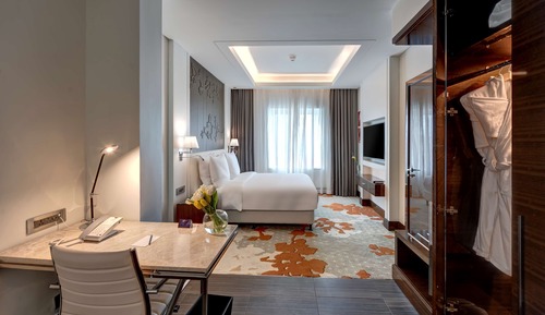 Suite, 2 Bedrooms, Business Lounge Access