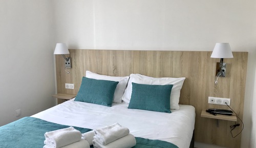 Standard Double Room, 1 Queen Bed