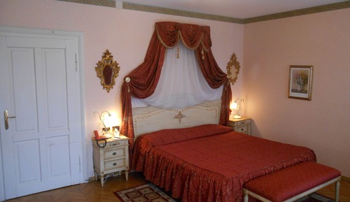 Junior Suite, Mountain View (Executive IB)