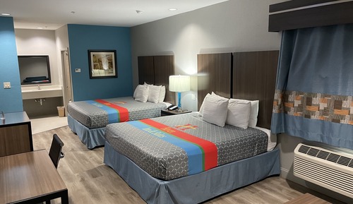 Room, 2 Queen Beds, Refrigerator & Microwave