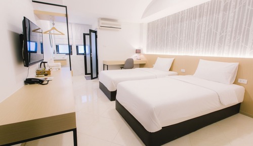 Studio, 2 Twin Beds