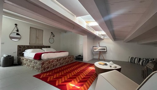 Deluxe Room, Bathtub, City View