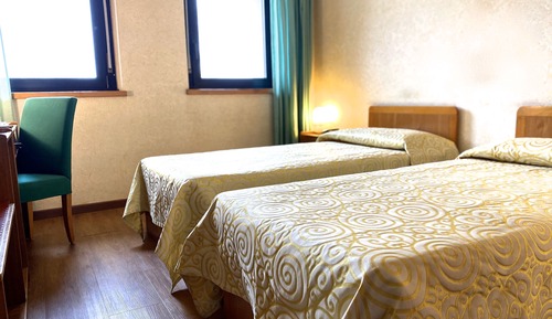 Twin Room, 2 Twin Beds