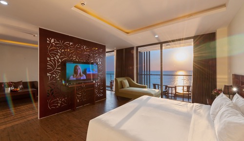 Amarin Suite