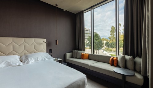 Room (Cozy)