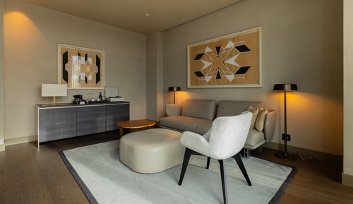 Executive Suite