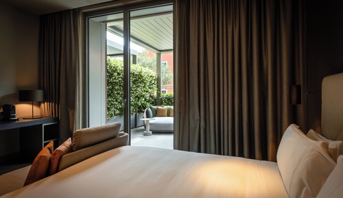 Deluxe Room, 1 King Bed, Terrace