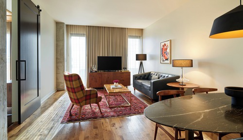 Suite (Aspen)