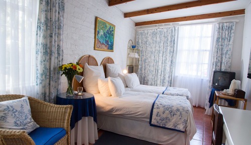 Standard Twin beds +1 Single bed