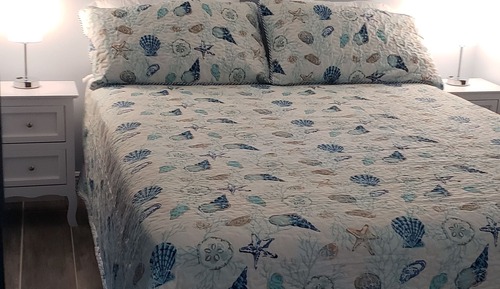 New Deluxe Duplex Unit, 1 Queen Bed, Unit C