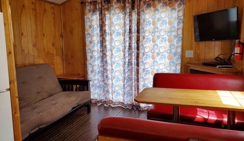 1 Bedroom Floating Cabin # 4 Swordfish
