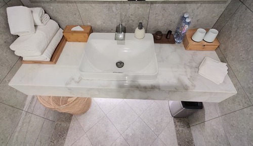 Basic Suite, Courtyard View