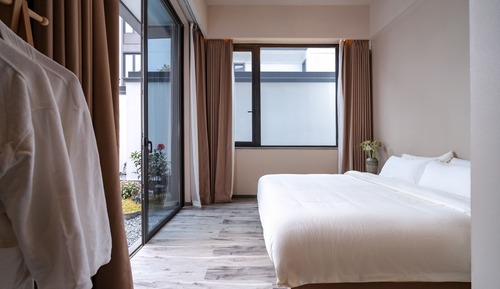 Design Villa, 4 Bedrooms, Balcony, Courtyard View