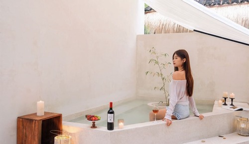 Senior Double Room, Courtyard View