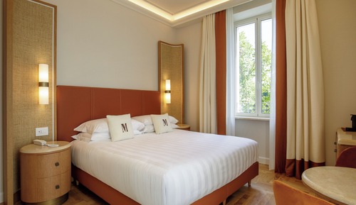 Superior Room, 1 King Bed, Terrace