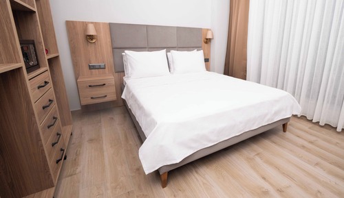 Standard Room, Valley View