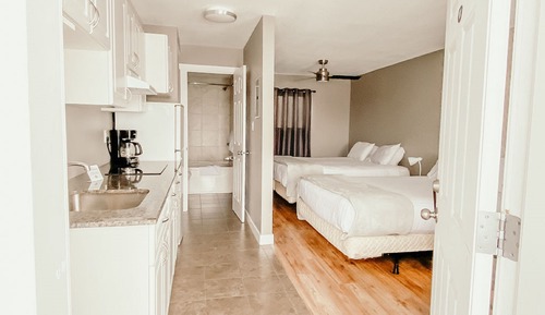 Standard Room, 2 Queen Beds, Non Smoking, Kitchenette