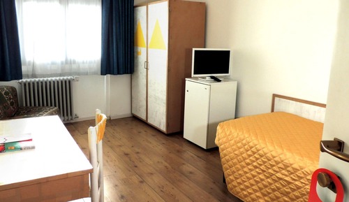 Basic Single Room, Mountain View