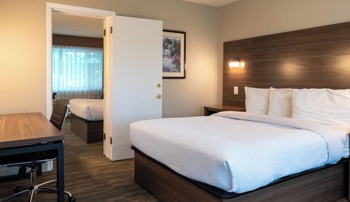 Superior Suite, 2 Bedrooms, Courtyard View