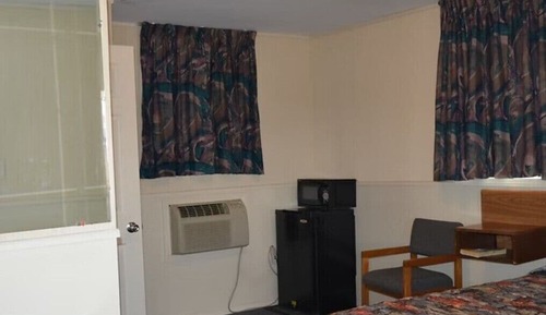Standard Room, 1 Queen Bed, Non Smoking