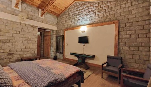 Luxury Single Room