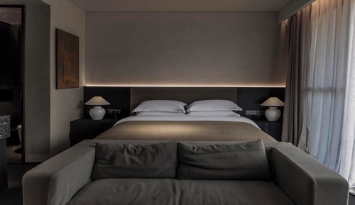 Classic Room, Hill View