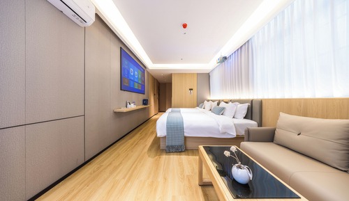 Signature Twin Room